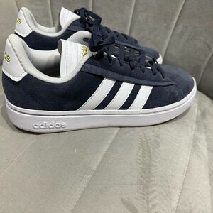 Womens adidas grand court